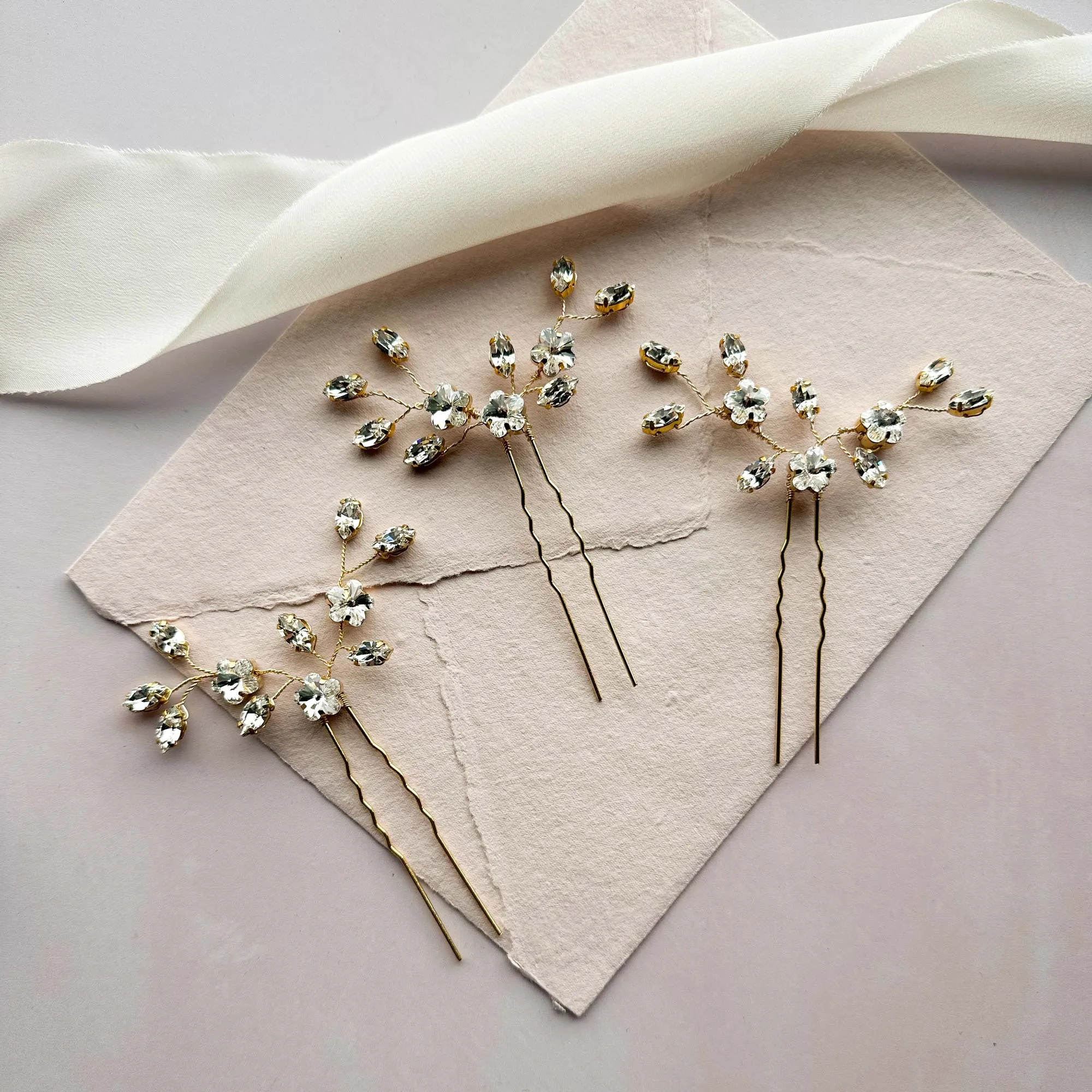 Crystal Flower Wedding Hair Pin (x3) - 'Uma'