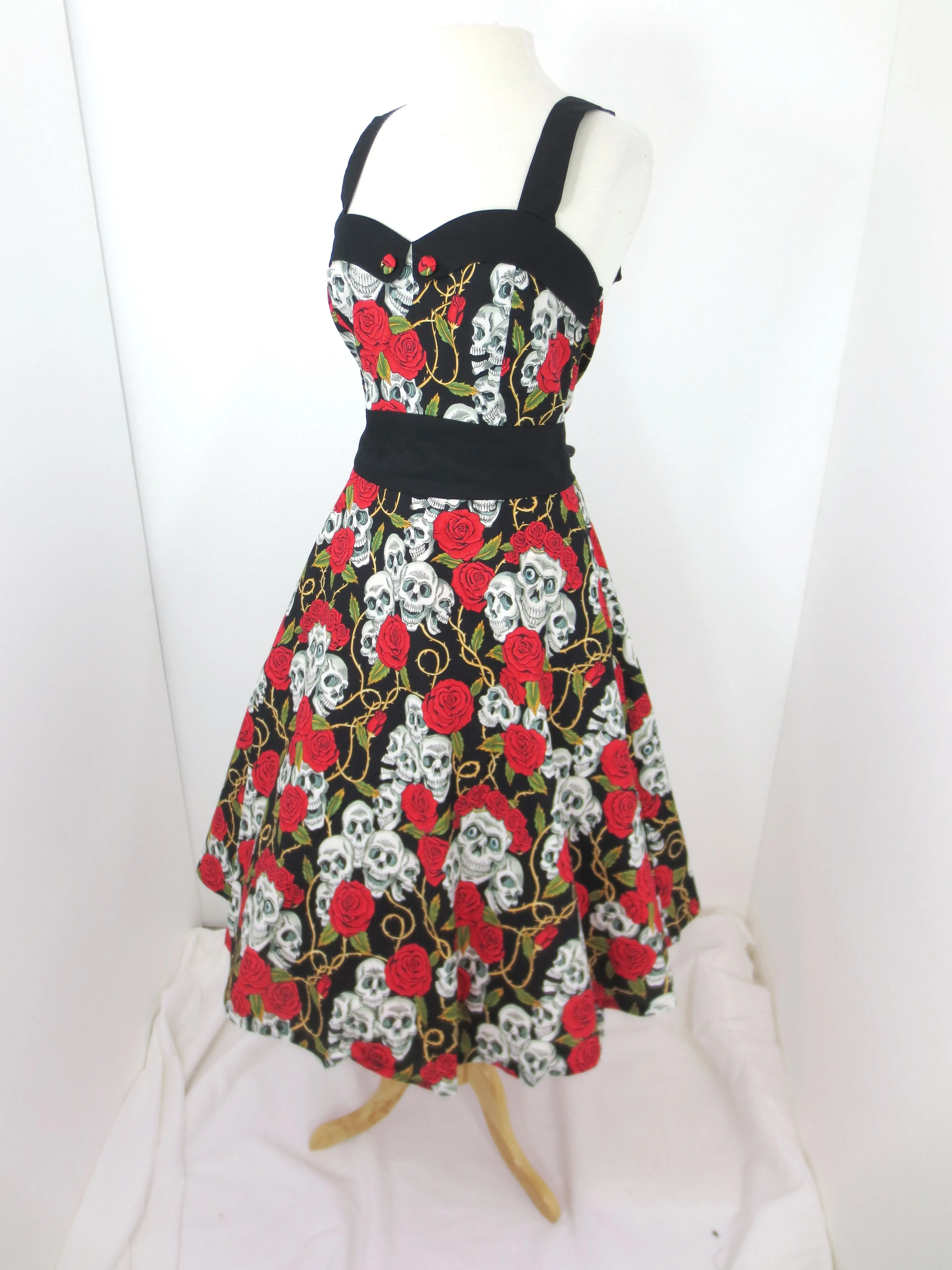 Lost Queen Women's Lust Love Skulls and Roses Midi Dress